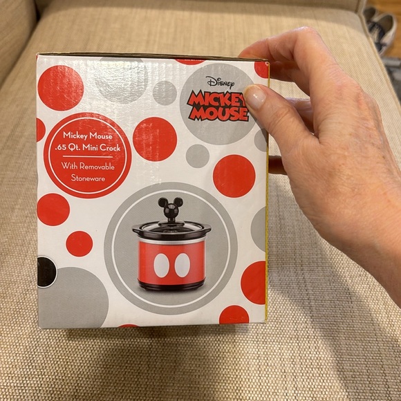Final sale Disney Mickey Mouse Mini Crock - Picture 3 of 8